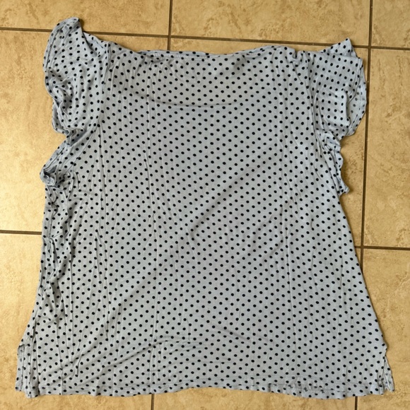 Bundle of 2 H&M Flutter Sleeve Tees - Picture 7 of 9